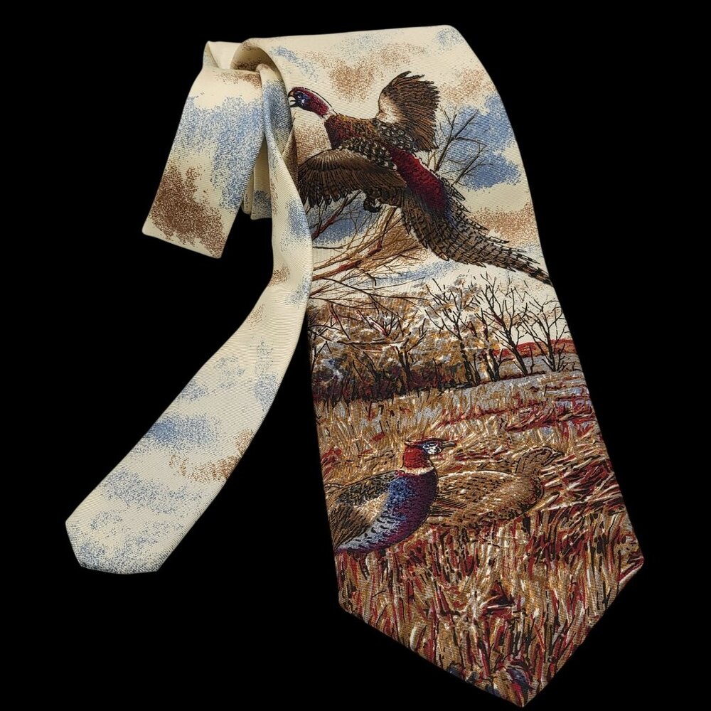 VTG 90s Pheasant Wildlife Scene Neck Wide Tie with Detailed Hunting Print